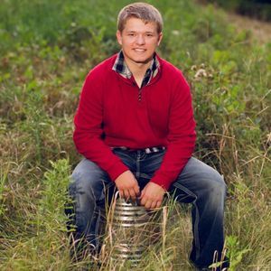 Meet your Posher, Ethan